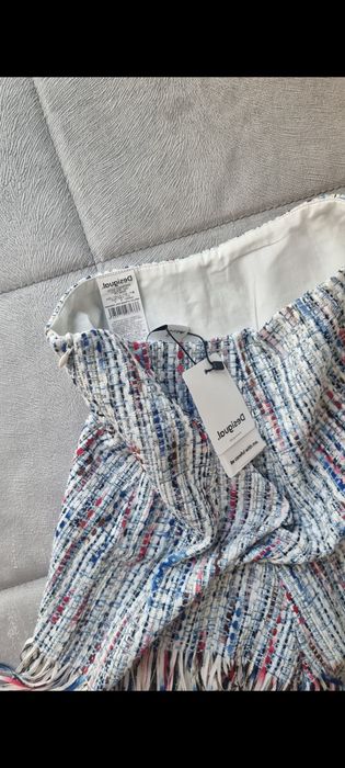 Pantaloni scurti Desigual