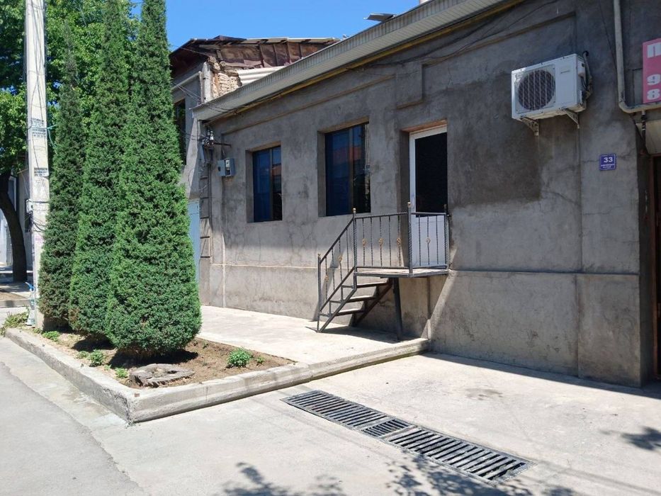 Продам дом учиепинский район Махаля Журжоний 2.35 соток 7 комнат евро