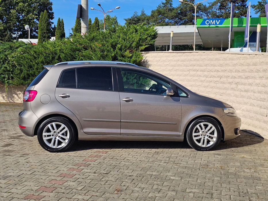 Volkswagen Golf Plus An 2011~1.6TDi-105Cp~AUTOMATA~Xenon~Trapa~Navigatie~Euro 5