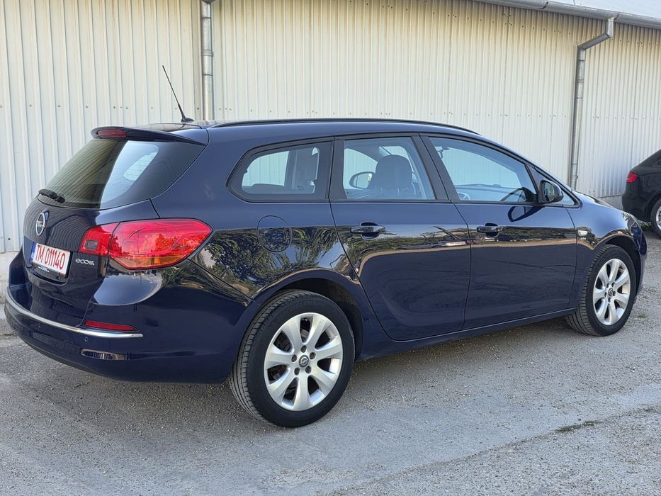 Opel astra j active  17cdti