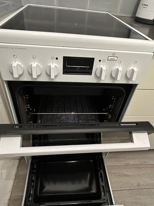 Vand aragaz electric Aragaz Electrolux LKR564200W