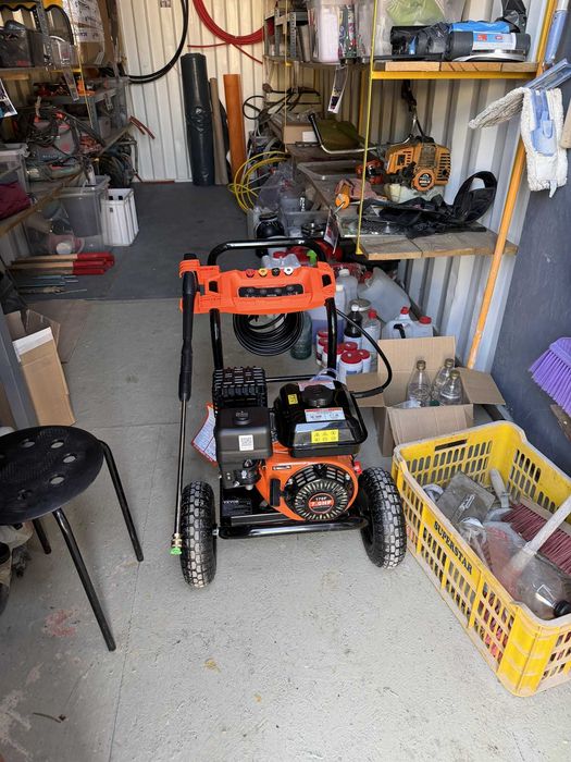 Aparat spălat cu presiune pe benzină VEVOR 3500 PSI (241 bar) 7CP 10L/min – NOU, sigilat