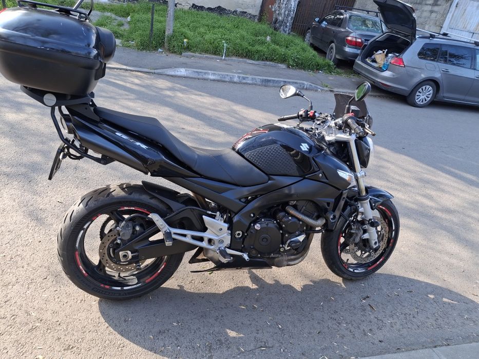 Suzuky gsr 600 2009