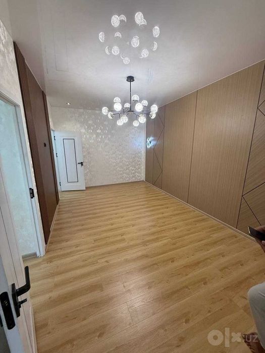Срочно продаю с новым евро ремонтом в Чиланзаре Фархадский  (157)