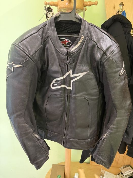 Яке alpinestars 52