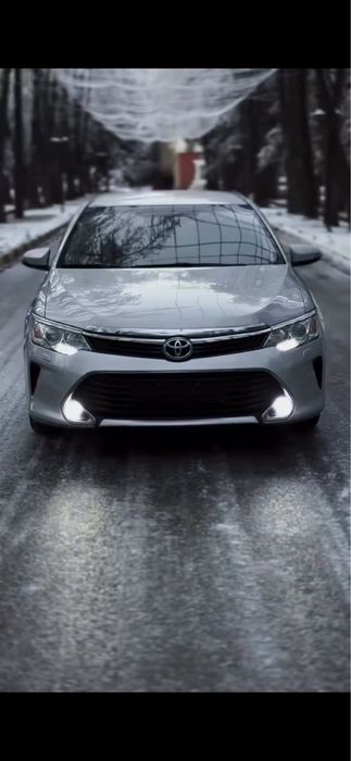 Toyota Camry 55 (2015)