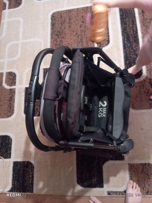 Коляска б/у в хорошем состоянии