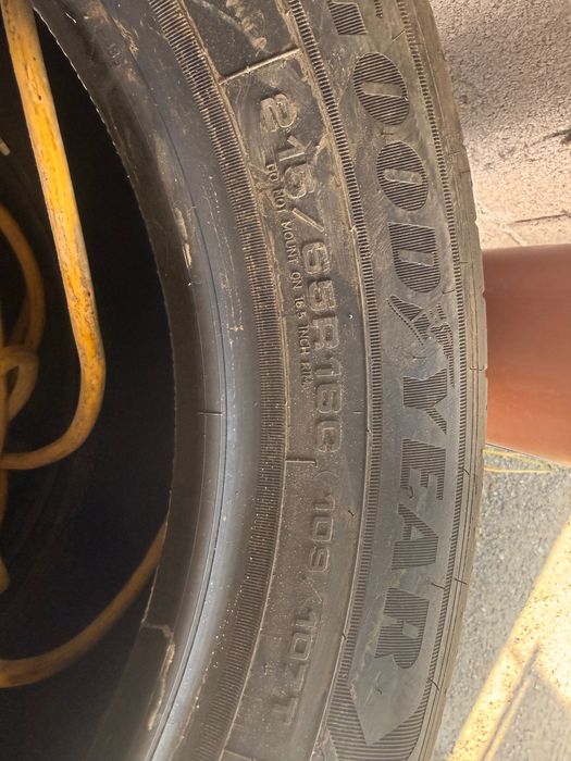 Goodyear 215/65 R16C Noi