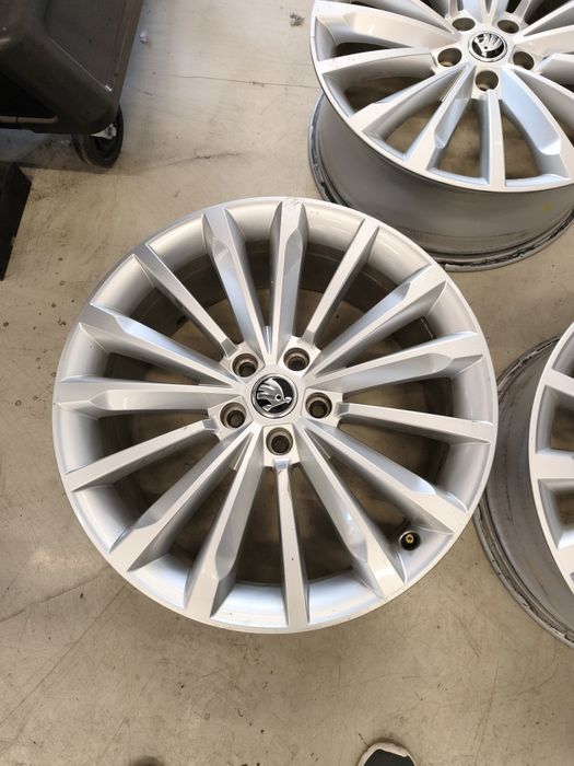 19 Джанти Skoda OEM 5х112 Phoenix , Trinity Superb Kodiaq Karoq Octavia