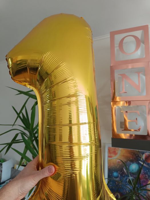 Украса 1 година, бебе