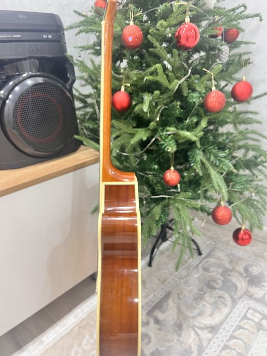 Гитара Акустика.