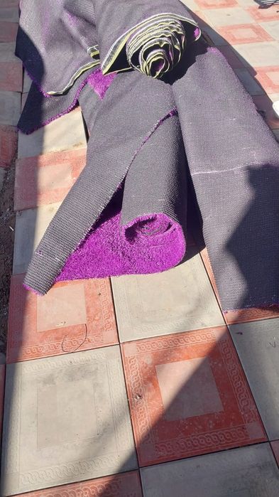 Продам искуственый газон