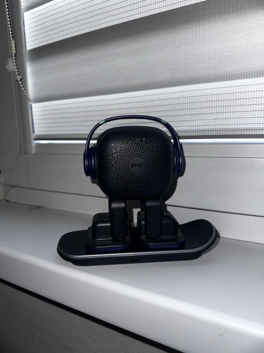 Робот EMO оригинал