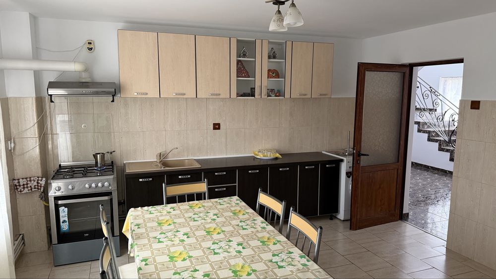 Casă de vânzare