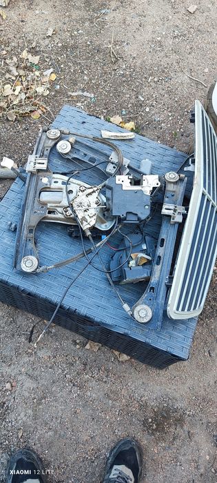 На Мерседес w 203.