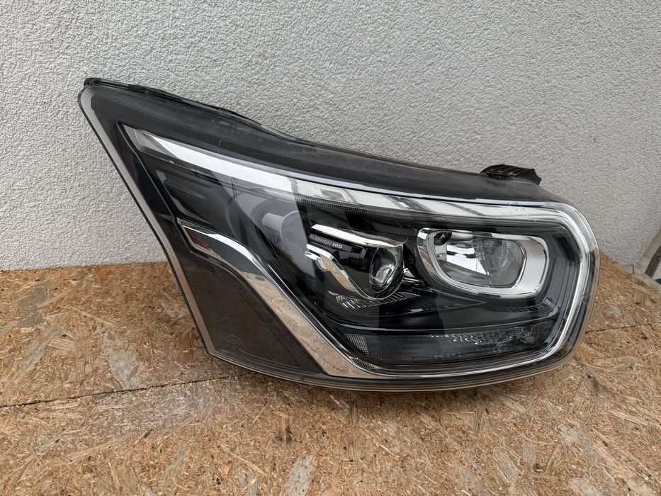 Far dreapta Ford Transit Facelift Bi Xenon HID + drl LED Original Euro