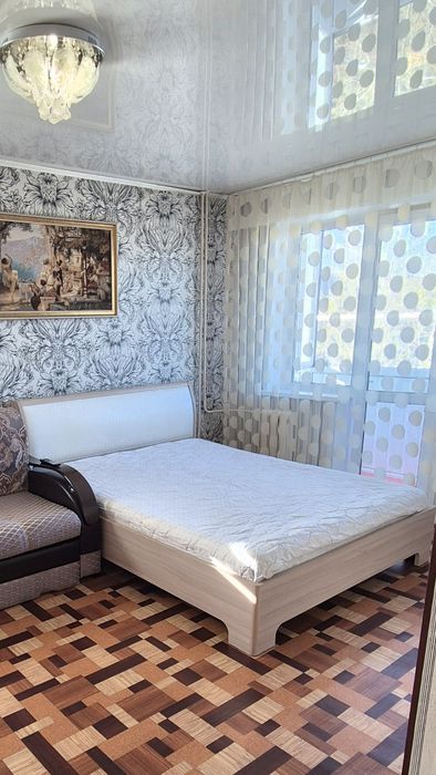 Продам кровать двухспальную с матрасом размер 160×200