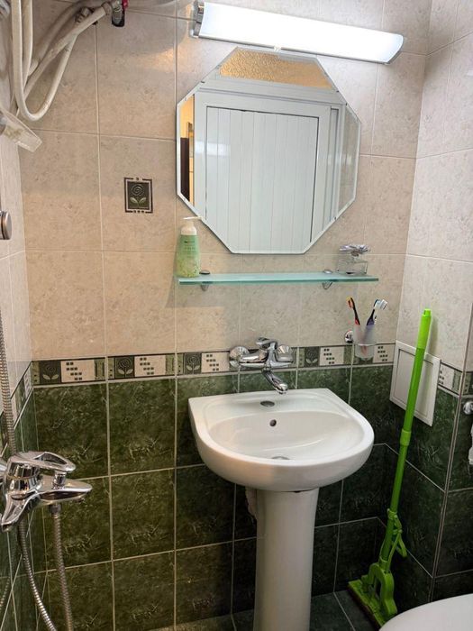 Тристаен апартамент в ж.к. Левски