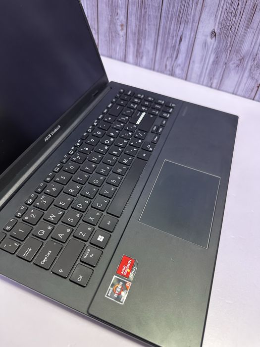 Ноутбук Asus VivoBook/  СТ31620