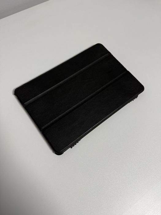 Tableta huawei media pad t5. Cu folie si husa. Negociabil