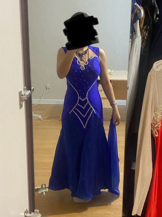 Платье для бальных танцев