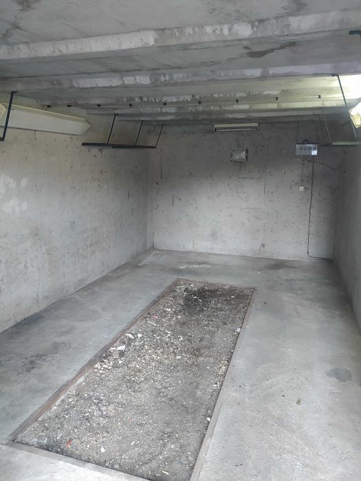 Дава се под наем Гараж / Паркомясто в Разград, Бели Лом - 19 кв.м за 76.5 € - Снимка #1