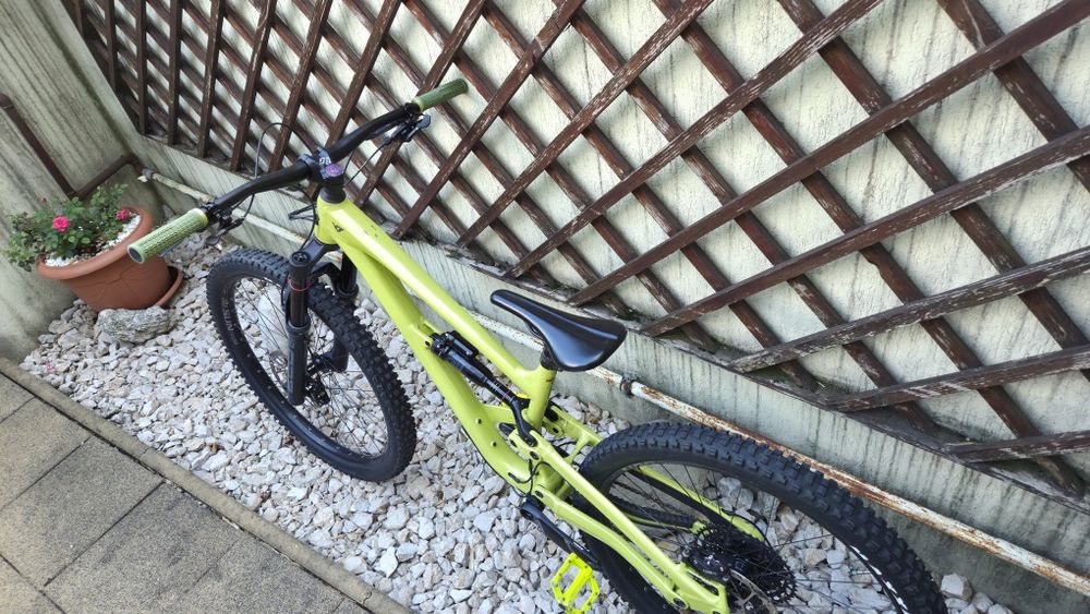 Bicicleta Full suspension enduro YT Capra Core 1 MX 2024