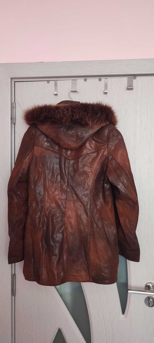 Дамско яке с лазерна обработка от ест.кожа.