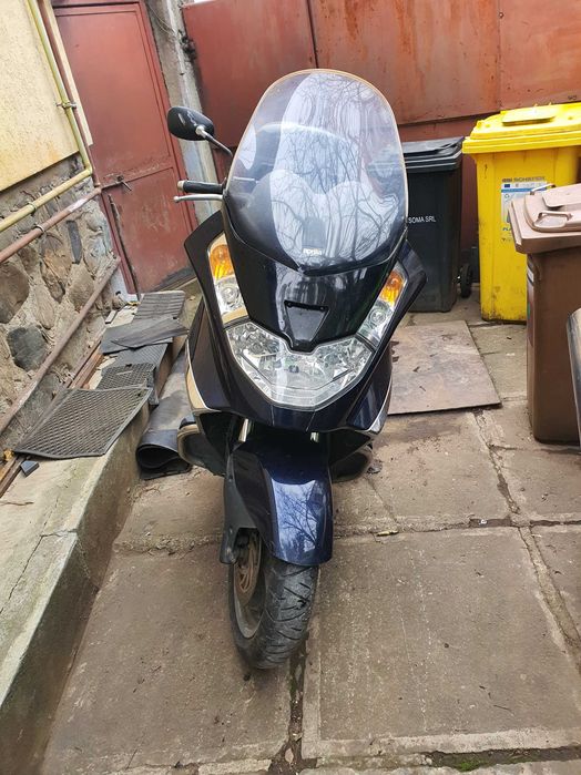 Scuter Aprilia Atlantic 500CC   17 000 km