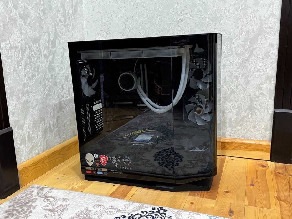 Core i9 - 11th / DDR4 32GB 3200MHz / ssd m1 256 gb / hard 2 tb