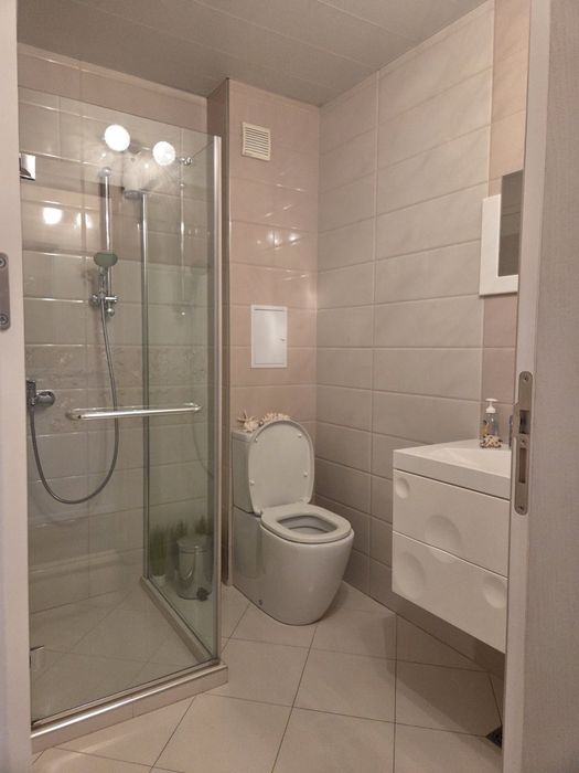Дава се под наем Офис в Казанлък - 70 кв.м за 480 € - Снимка #3