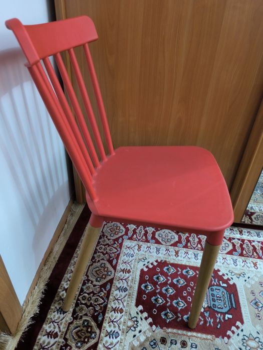 Продам 4 стула!!!