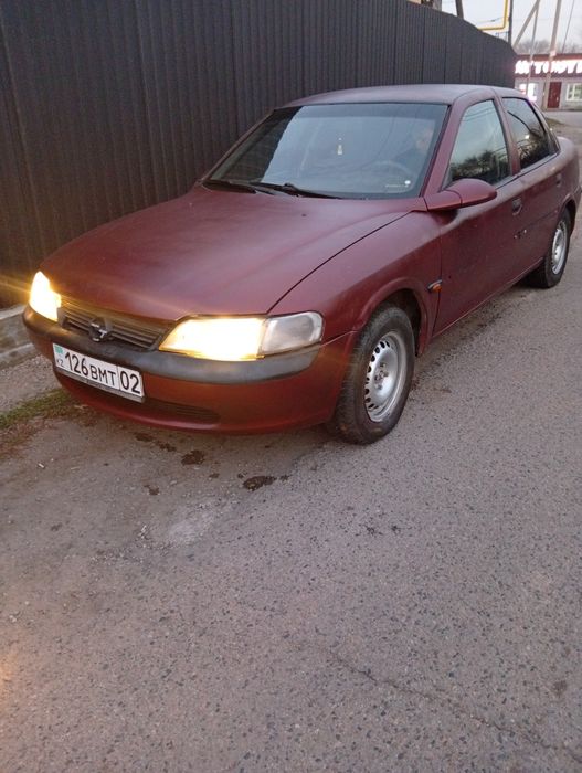 Опель вектор продам