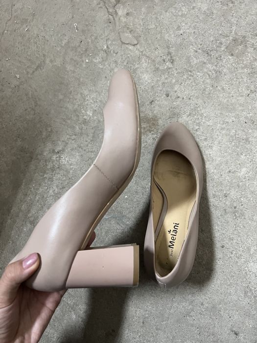 Кожаные туфли женские