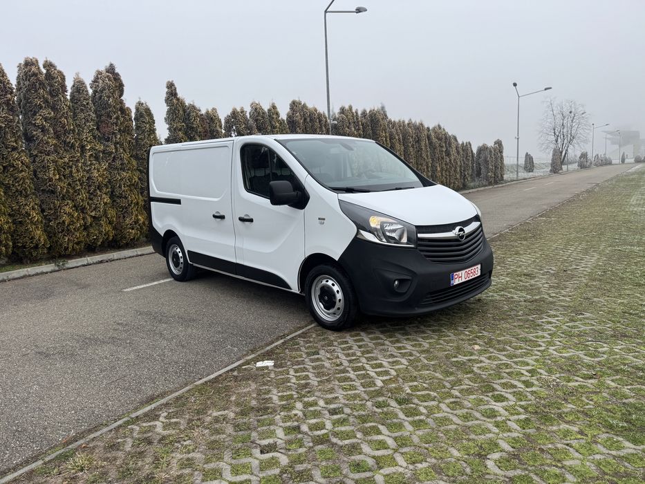 Opel Vivaro L1H1.  2015