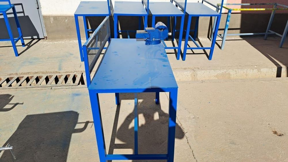 Верстаки для школы новые