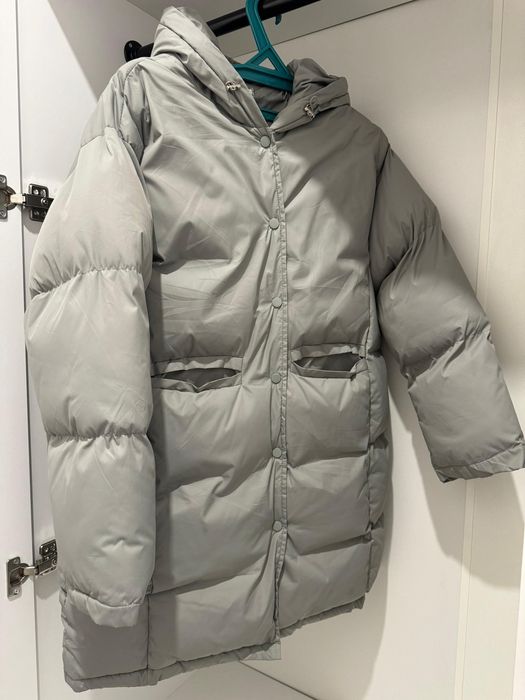 Продам женскую зимнюю куртку