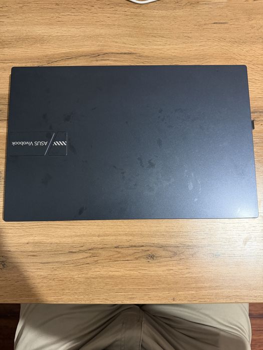 ASUS VivoBook X1504ZA noutbuki sotiladi (12-avlod Intel Core i5)