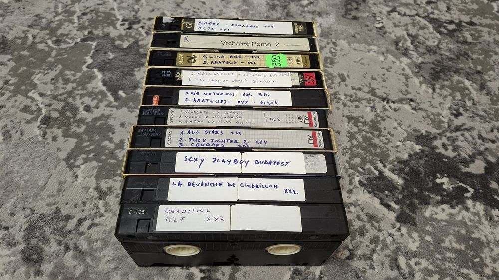 Pachet 9 buc filme adulti vhs