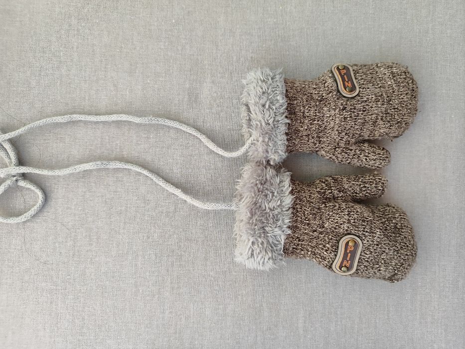 Куртка 6-10 месяцев