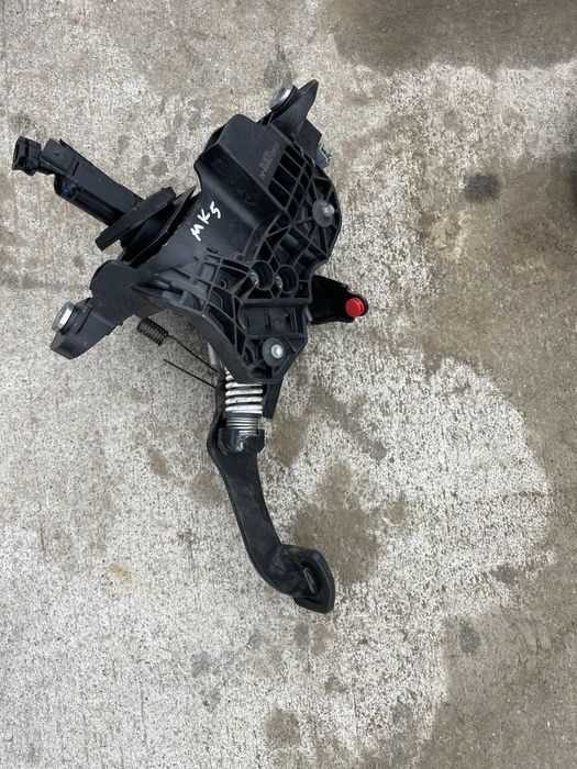 Pedala ambreiaj Ford Mondeo mk5 2.0 manual euro 6 2016+