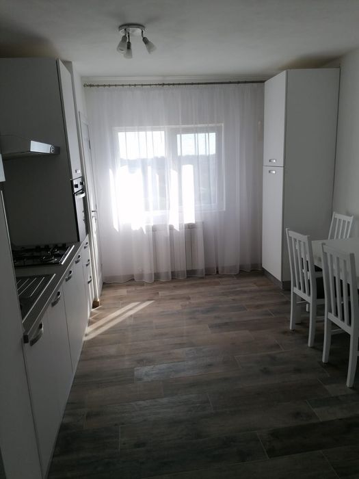 Închiriez apartament în București