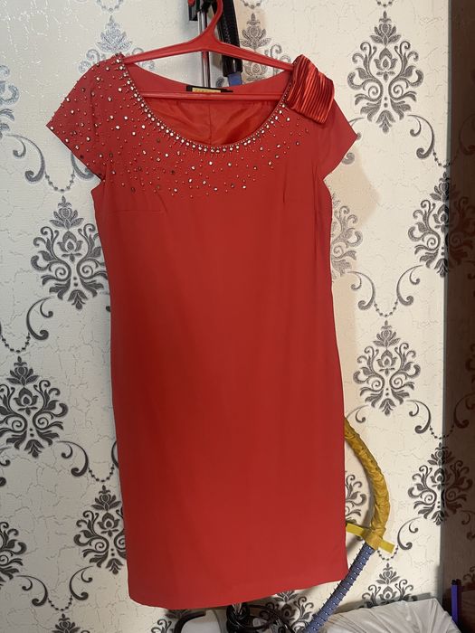 Платье нежное б/у