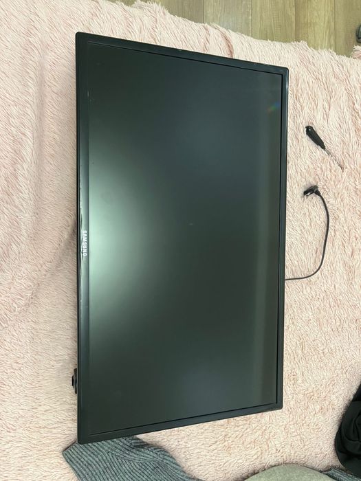 Продаю телевизор диагональ 81см в отличном состояние