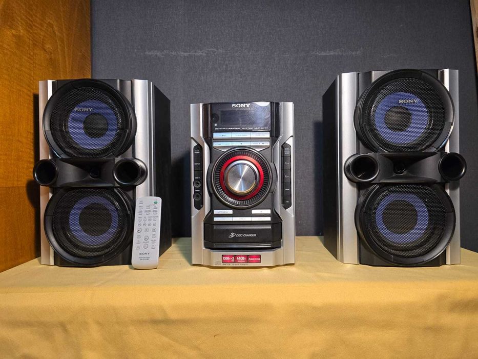 Музыкальный центр Sony 77