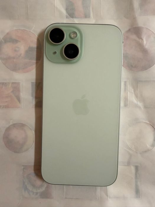 Iphone 15 verde 128 GB stare perfecta de functionare