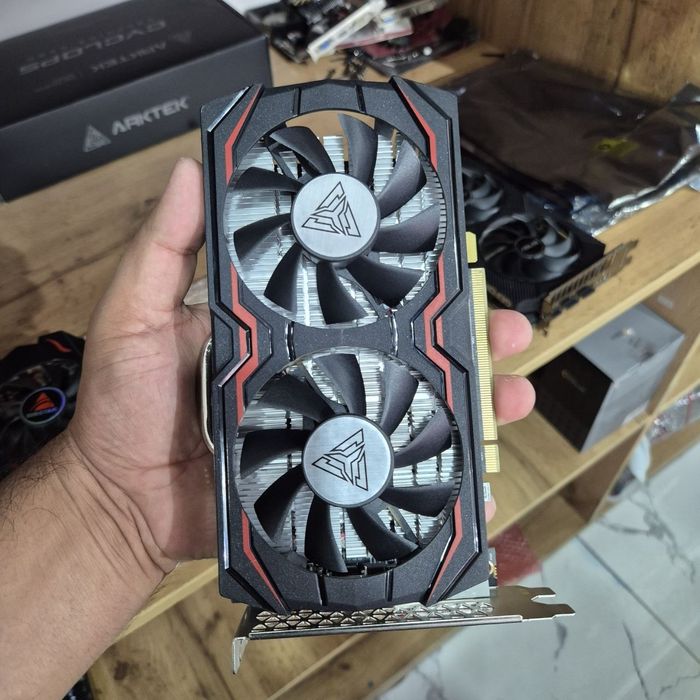 Videokarta Rx 580 8gb Arktek