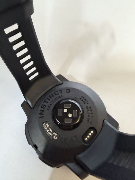 Продам Garmin Instinct 3 Amoled Tactical
