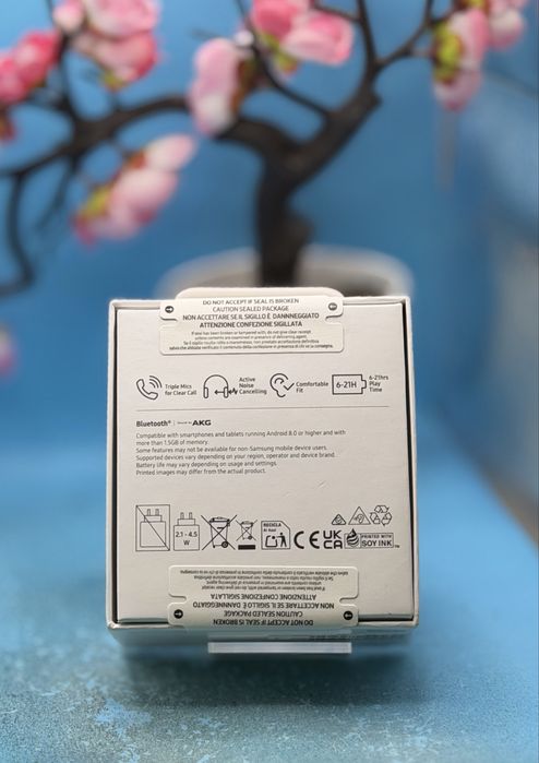 НОВО!!! Слушалки Bluetooth Samsung Galaxy Buds FE, Black
