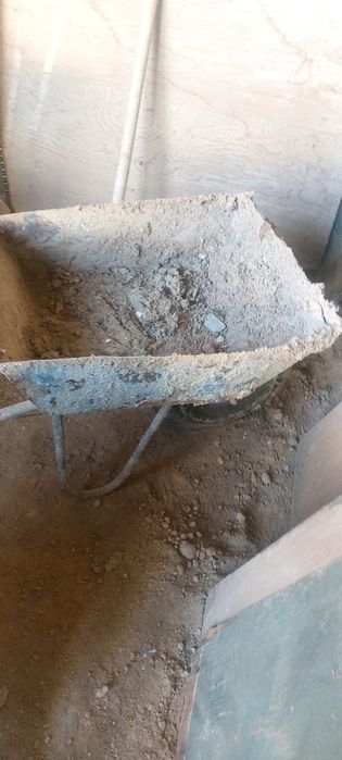 Arava sotiladi balonini tuzatish kerak